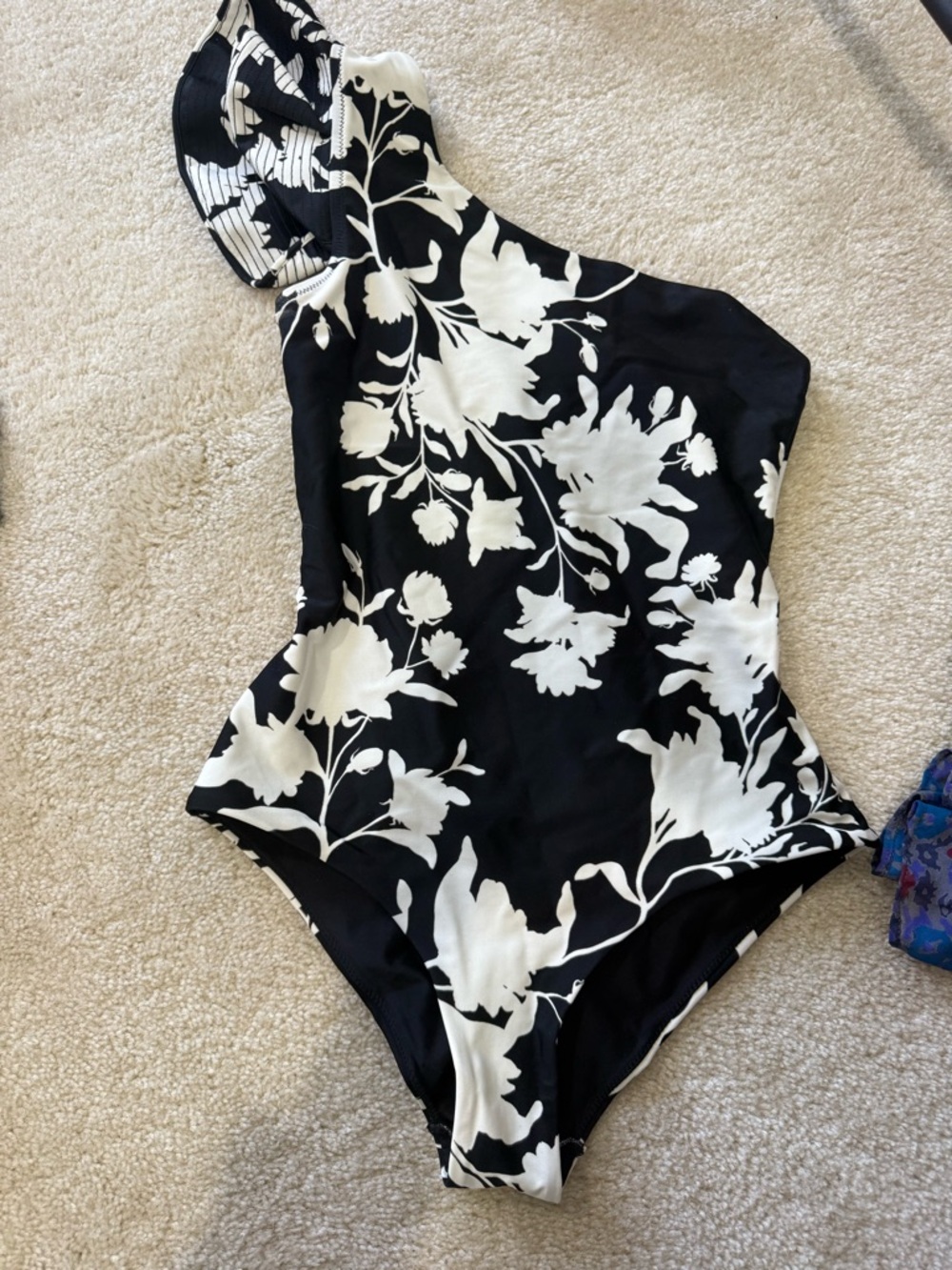 H&M Johanna Ortiz - Black & White One-Shoulder Floral Swimsuit